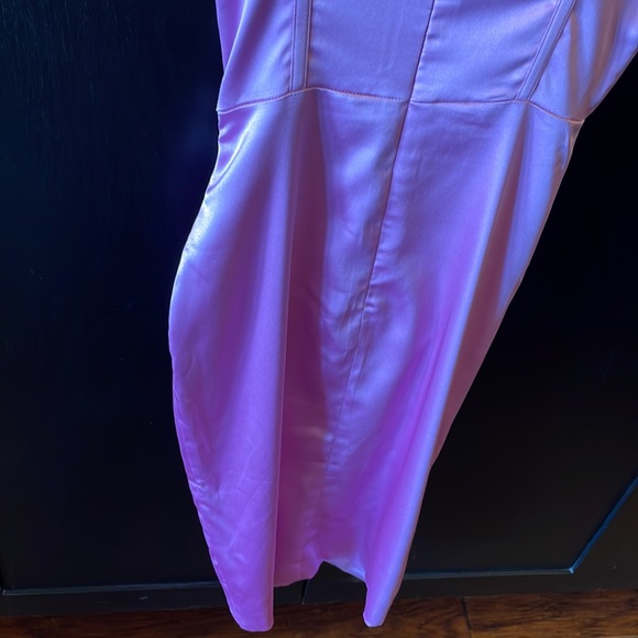 Gorgeous lilac purple corset dress - Picture 10 of 13